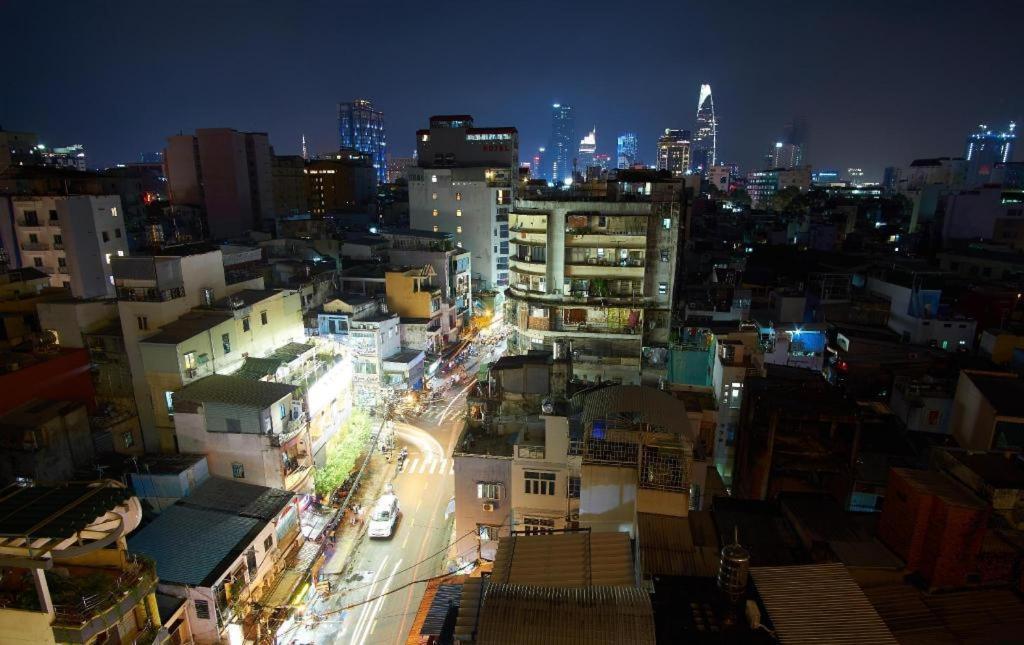 Bizu Royal Hotel Ho Chi Minh City Exterior photo